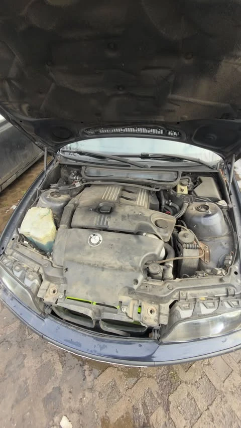 BMW 320, снимка 6 - Автомобили и джипове - 52905330