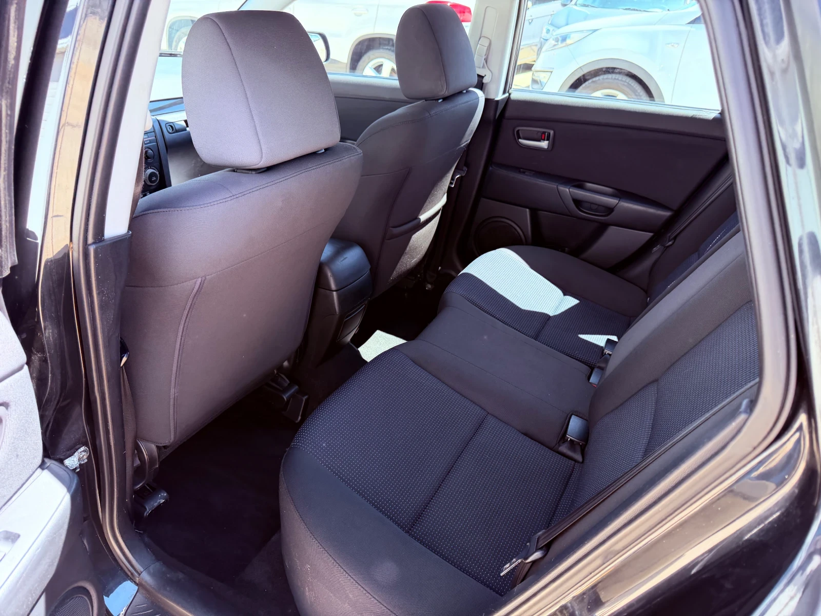 Mazda 3 1.6d 109k.c* UNIKAT*  | Mobile.bg � ����������� 8