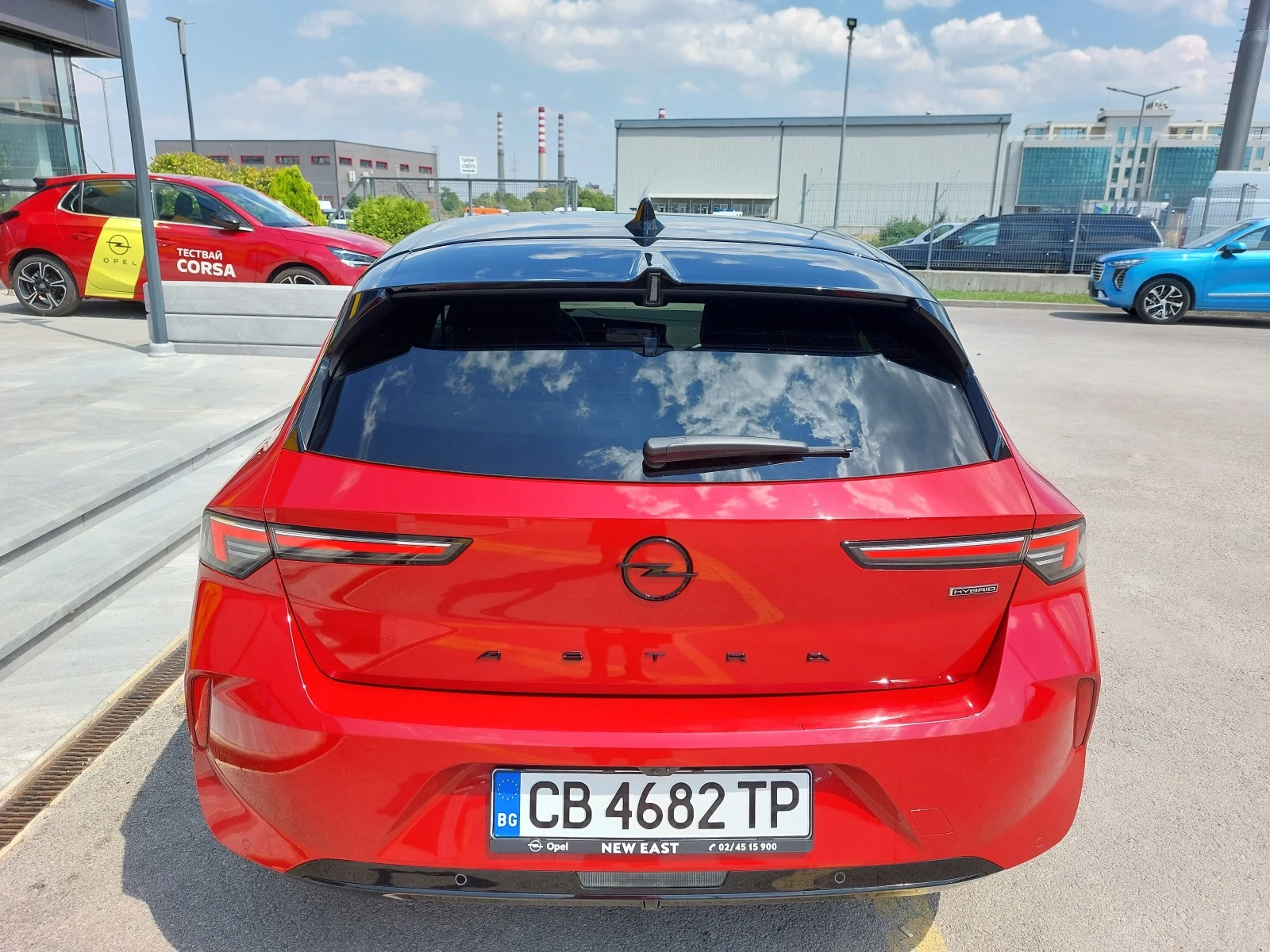 Opel Astra PHEV GS Line 1.6 PureTech - изображение 4