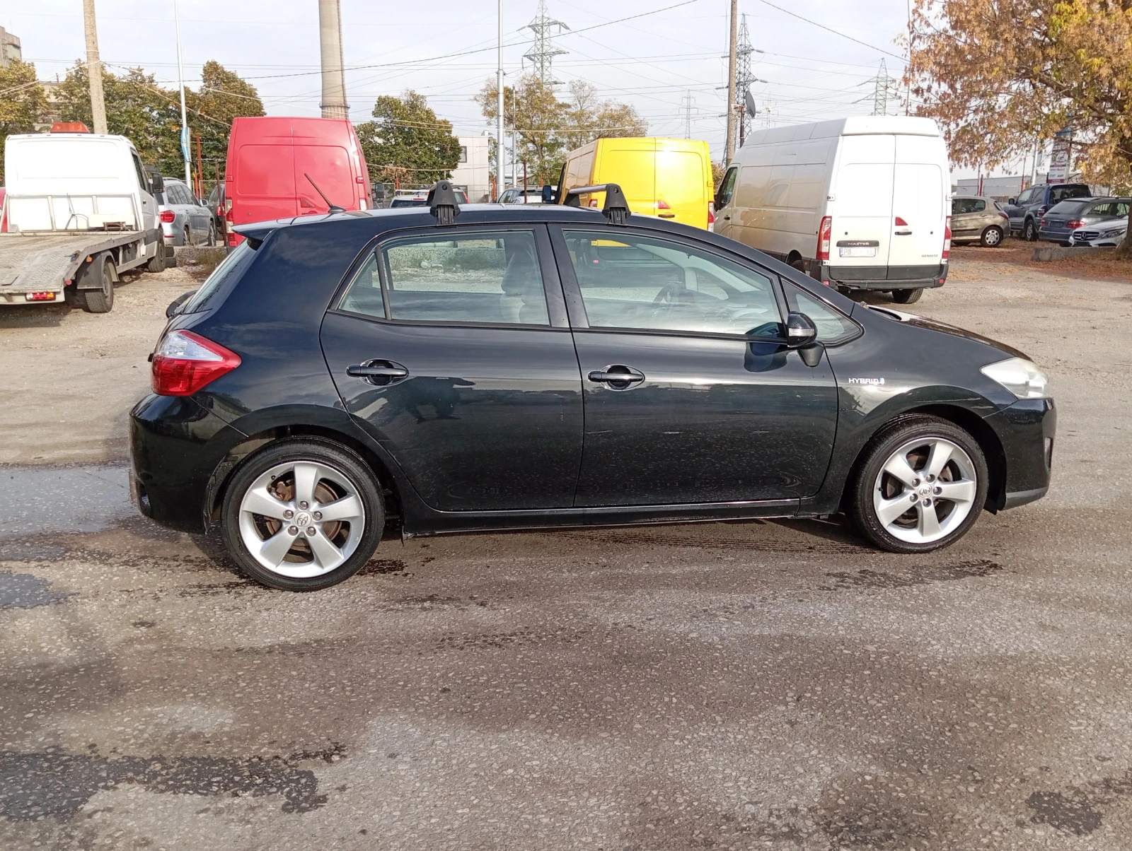 Toyota Auris 1.8 hibrid - изображение 8