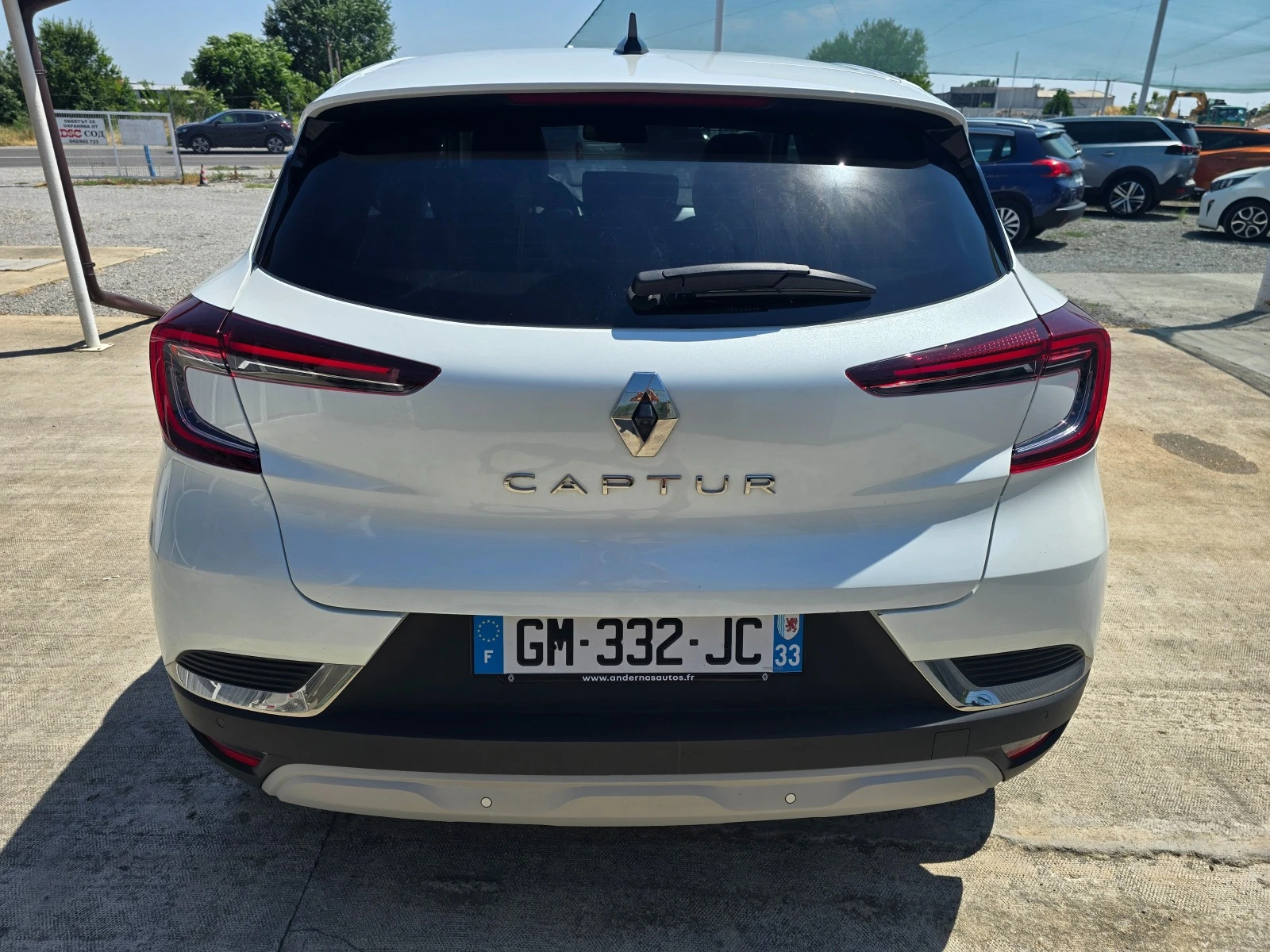 Renault Captur 1.3TCE 158к.с.* Гаранция* 10000км.* 360 KAMERA  - изображение 4