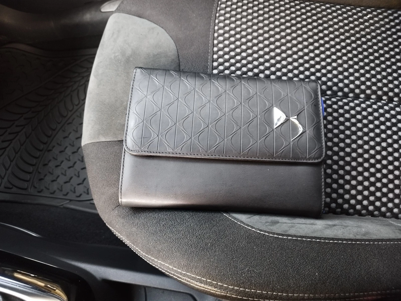 Citroen DS3 1.6 156к.с. | Mobile.bg — изображение 11