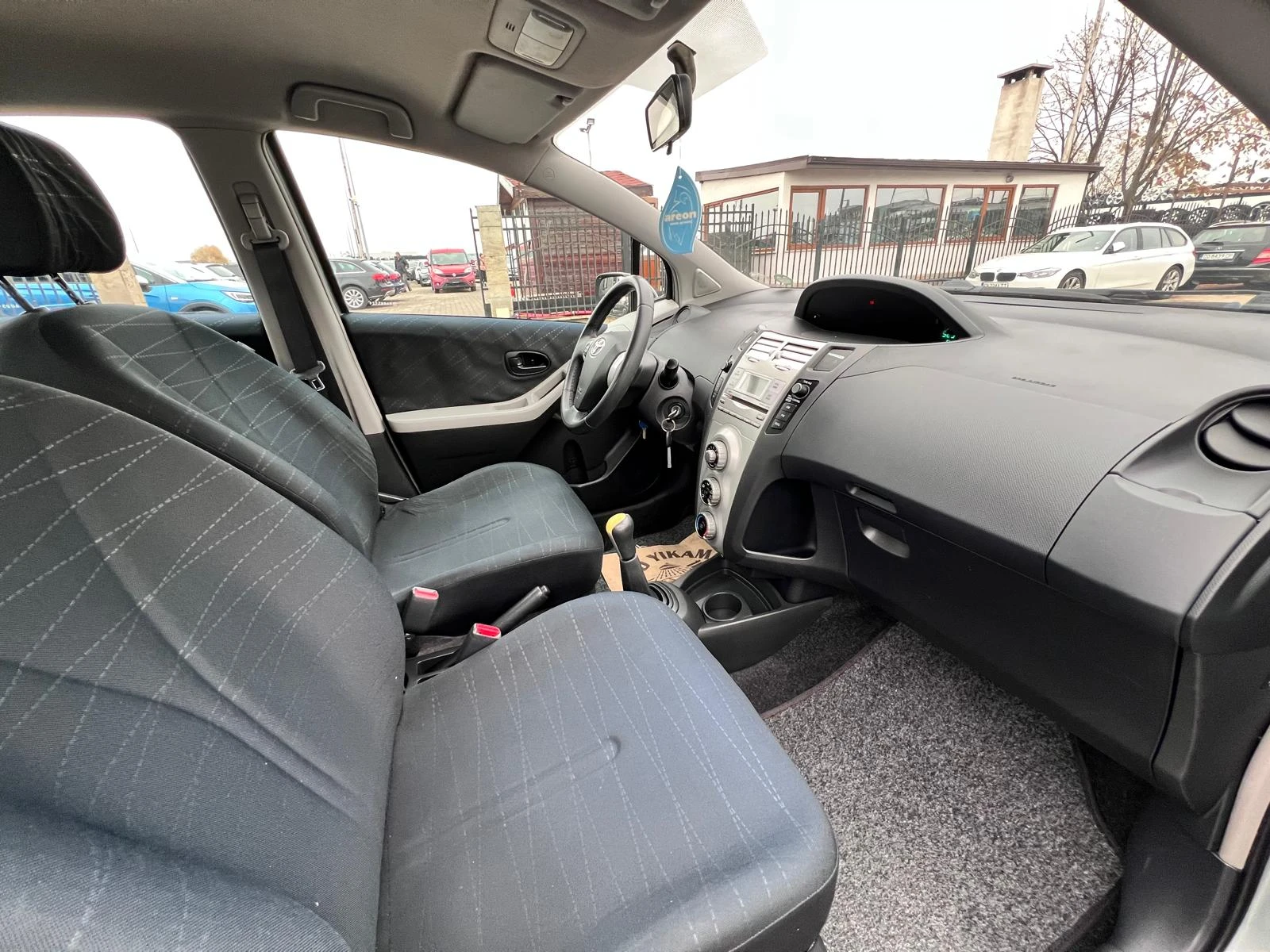 Toyota Yaris 1.0I | Mobile.bg   12