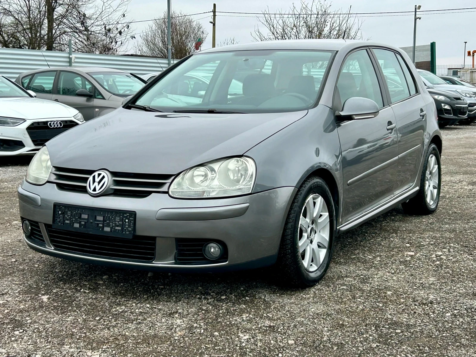 VW Golf 1.9TDI* 105ps.  - [1] 