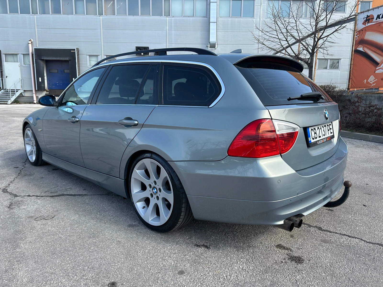 BMW 325 2.5i 218 к.с. - изображение 3