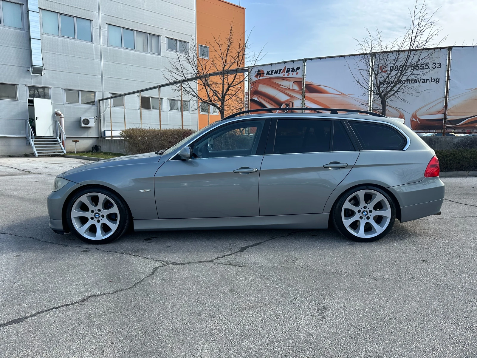 BMW 325 2.5i 218 к.с. - изображение 2