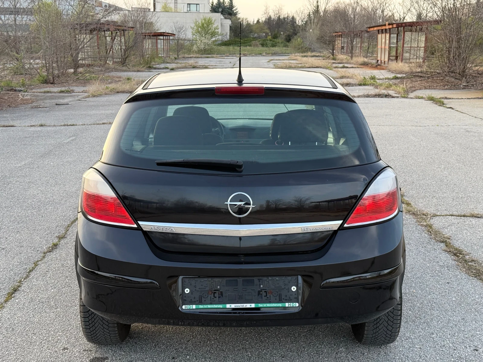 Opel Astra 1.6 TWINPORT 105h.p - изображение 4