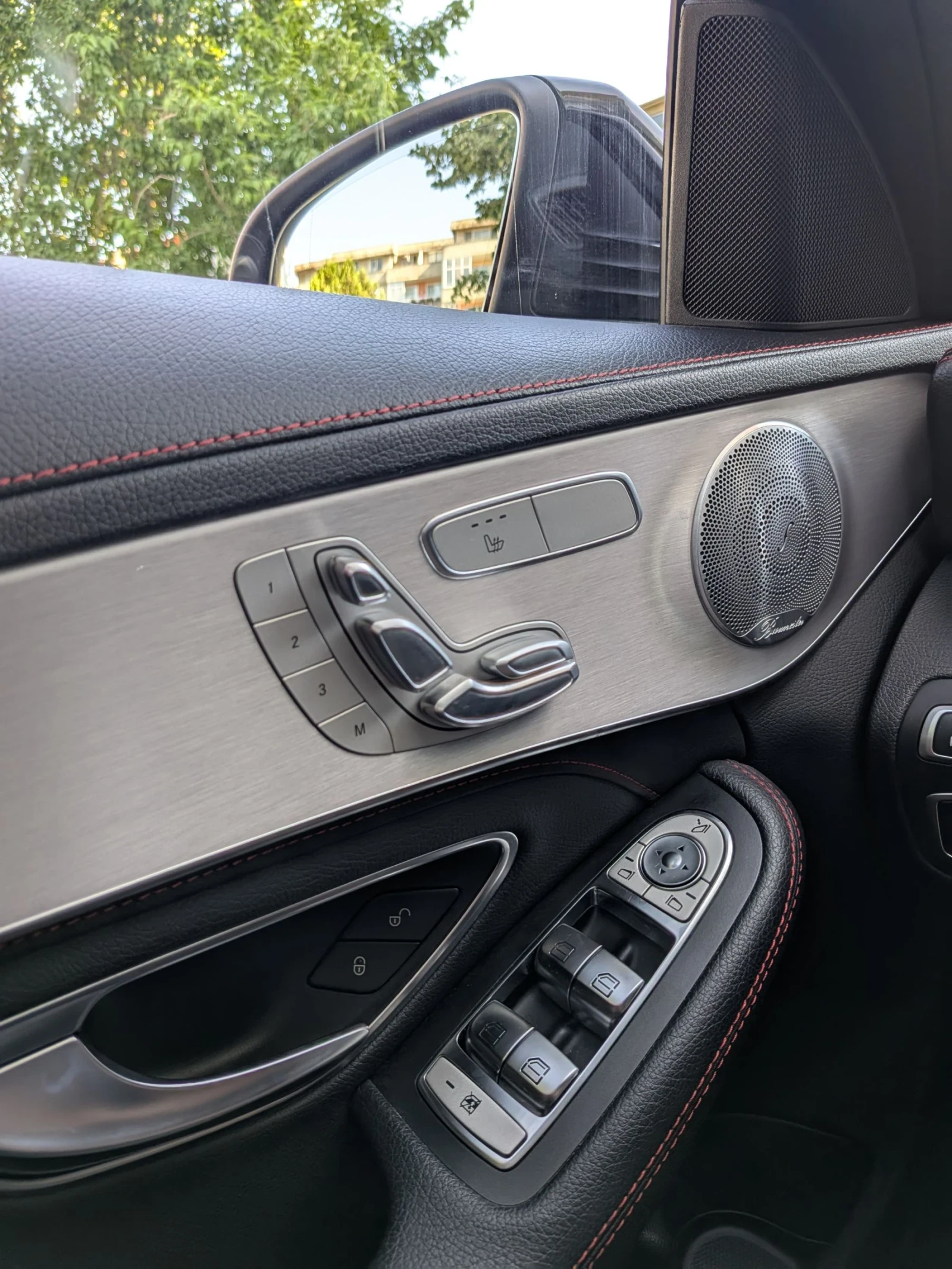 Mercedes-Benz C 43 AMG  - изображение 6