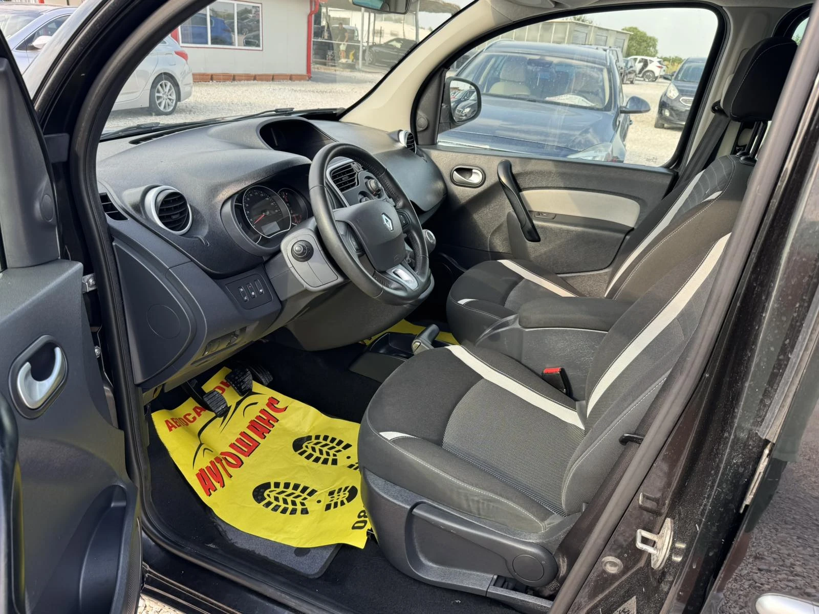 Renault Kangoo 1.5dci - изображение 9