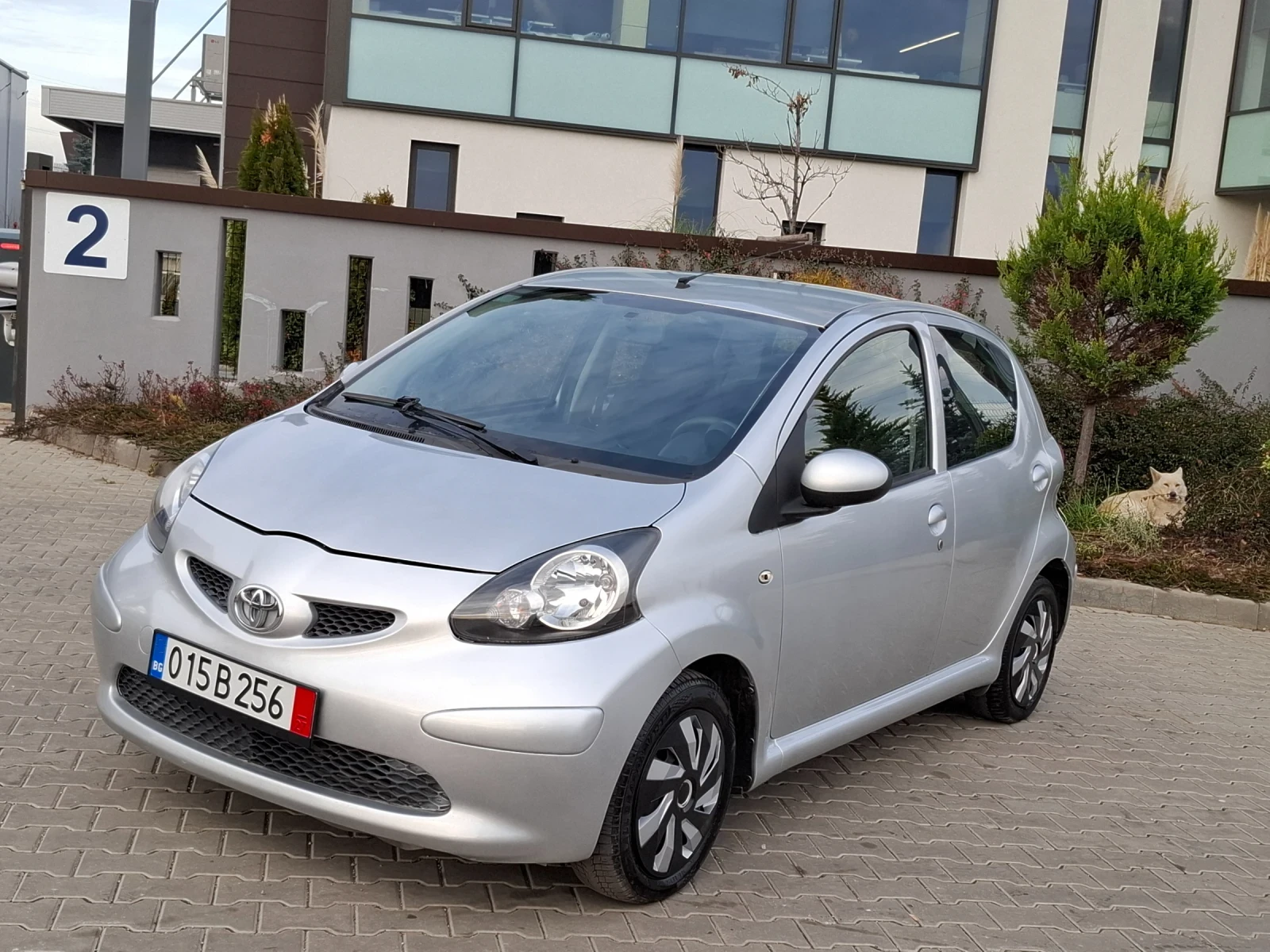 Toyota Aygo 1.0VVT-I* (68��)* * A��������* * ��� ����* *  | Mobile.bg � ����������� 11