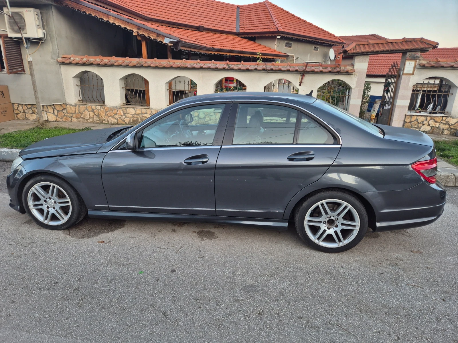 Mercedes-Benz C 220 | Mobile.bg � ����������� 4