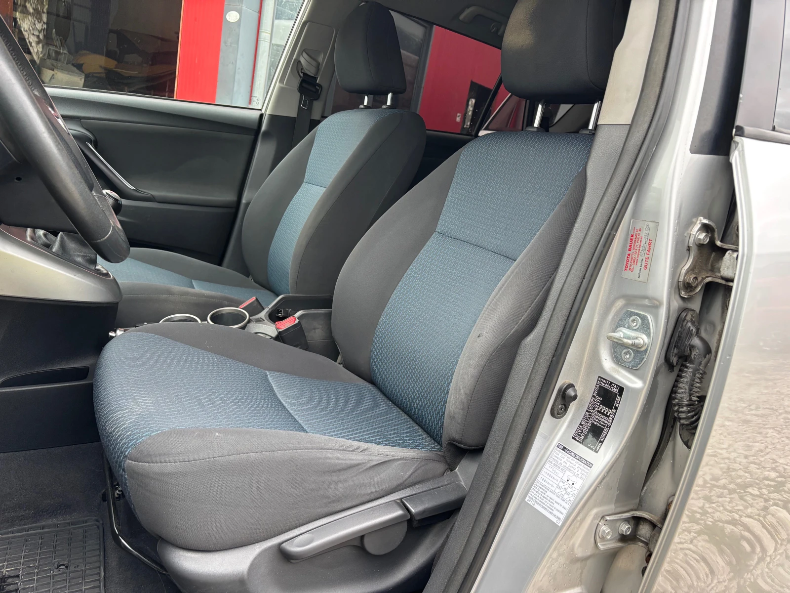 Toyota Verso D4D FACELIFT - изображение 7