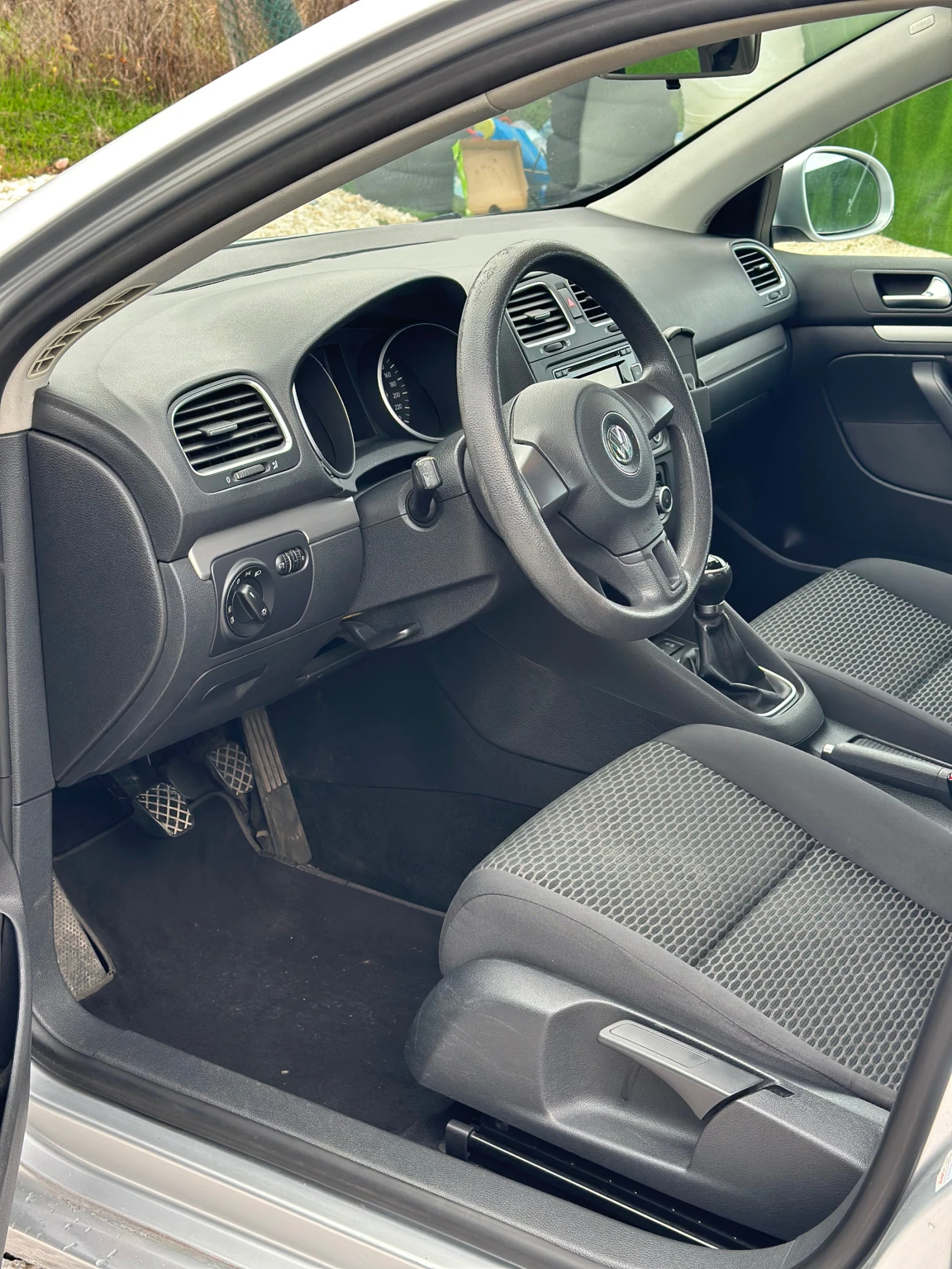 VW Golf Variant 1.6 TDI. * Перфектен* , снимка 7 - Автомобили и джипове - 53803820