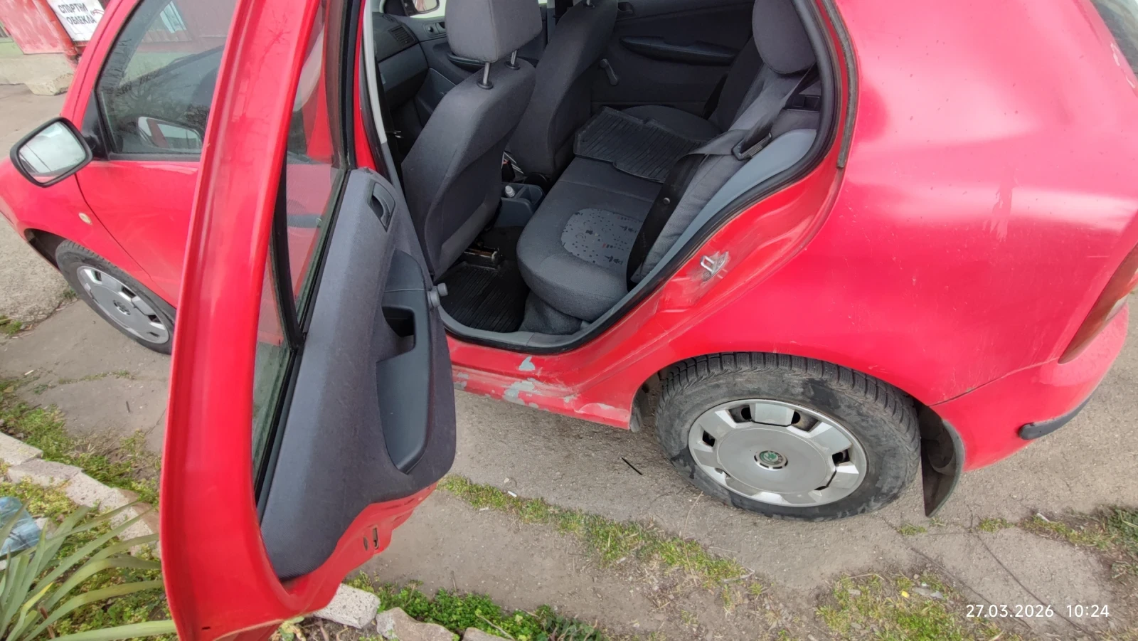 Skoda Fabia 1, 9 SDI , снимка 6 - Автомобили и джипове - 54012341