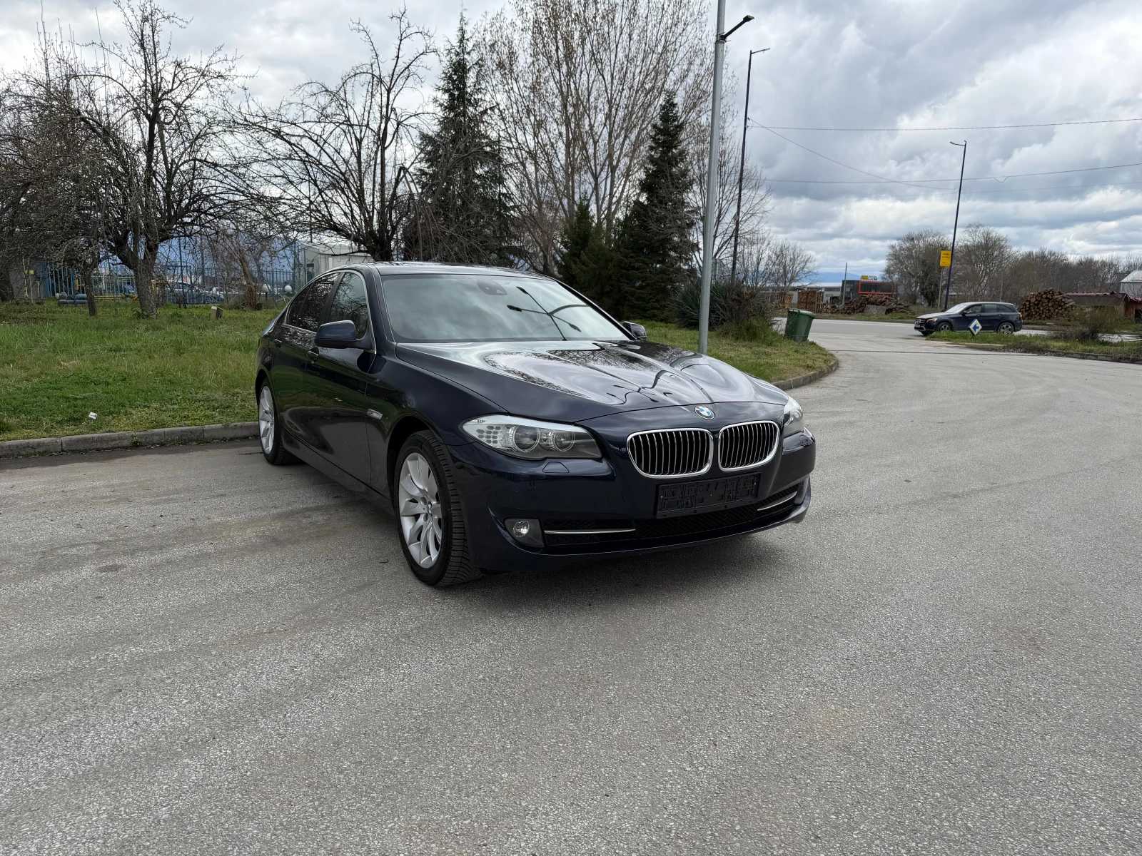 BMW 528 3.0i Luxury, снимка 5 - Автомобили и джипове - 54082884