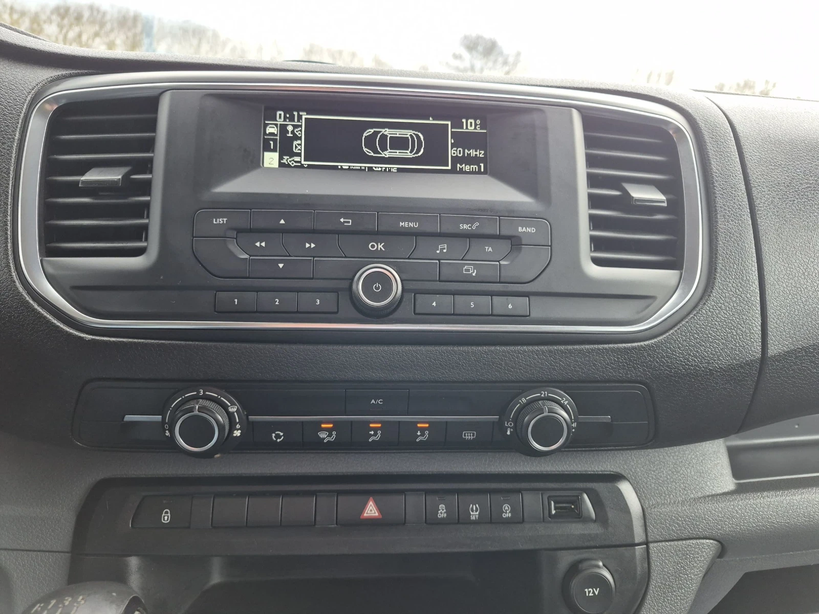 Citroen Jumpy Klima EURO 6, снимка 9 - Автомобили и джипове - 54157501