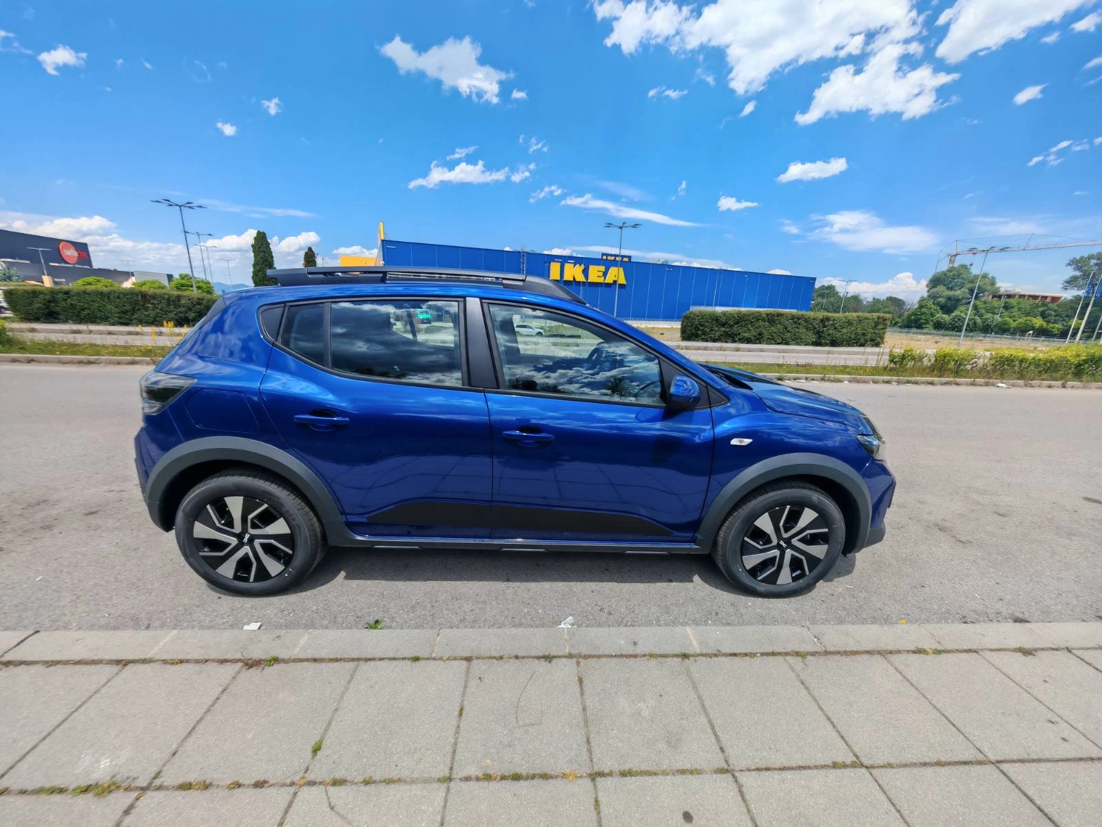 Dacia Sandero Stepway, 1790E за получаване, 1.2TCE ГАЗ - Автомат, снимка 4 - Автомобили и джипове - 54913366
