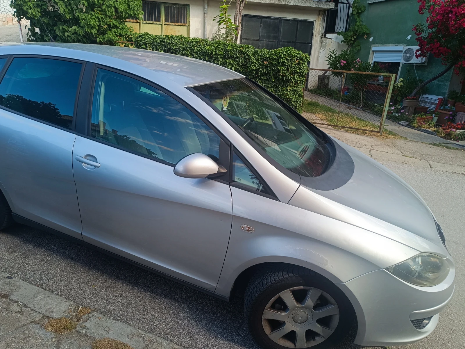 Seat Altea Бензин/ газ, снимка 3 - Автомобили и джипове - 54980684