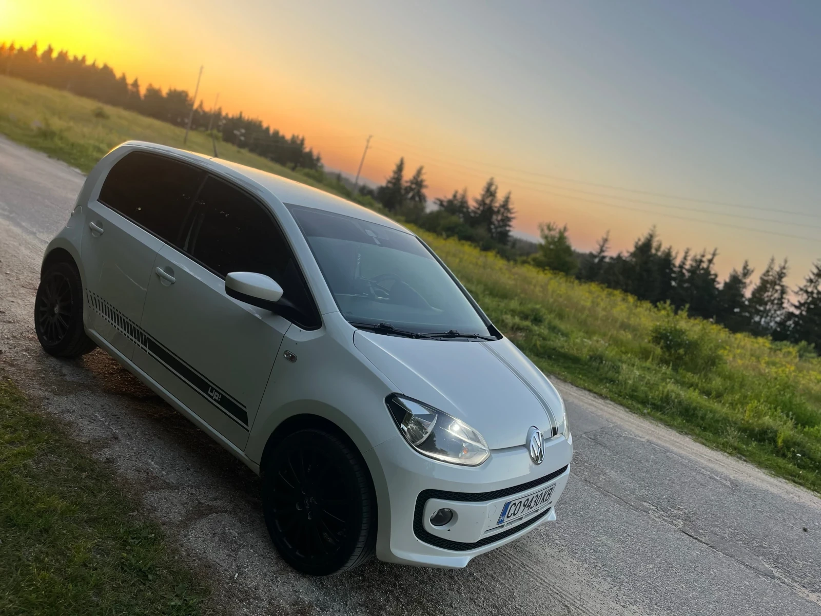 VW Up, снимка 9 - Автомобили и джипове - 55094356