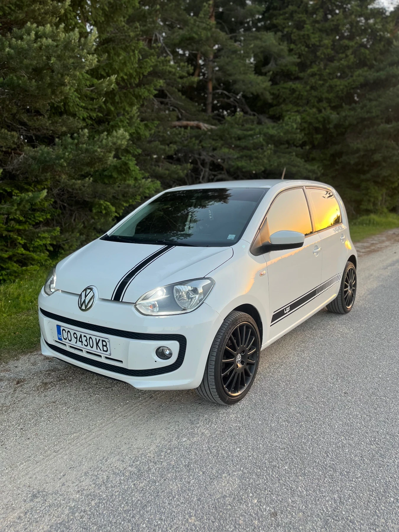 VW Up, снимка 2 - Автомобили и джипове - 55094356