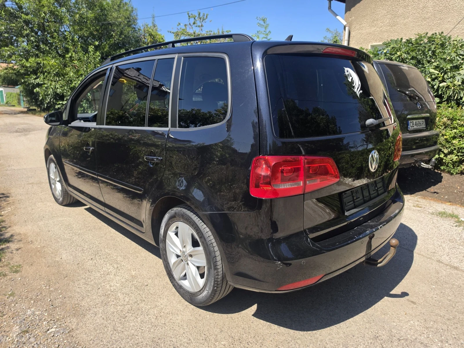 VW Touran 1.6тди 105коня 6 скорости нов внос Германия , снимка 4 - Автомобили и джипове - 56085770