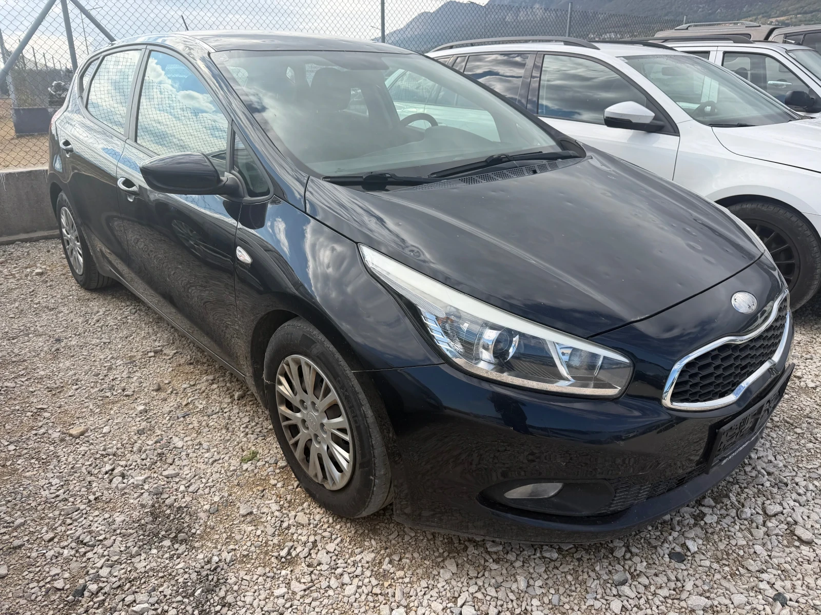 Kia Ceed 1.4/90�� EVRO5 | Mobile.bg � ����������� 3
