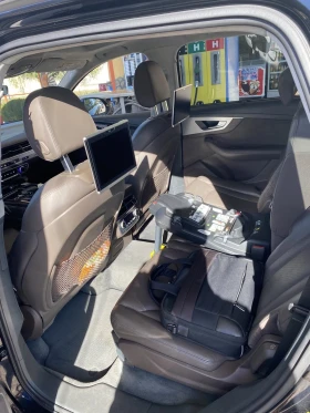 Audi SQ7, снимка 13