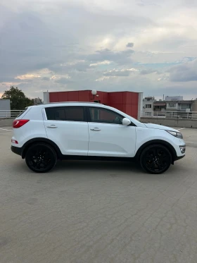 Kia Sportage 2.0 CRDI // 185 к.с. // 4х4 // Автоматик // Пано, снимка 2