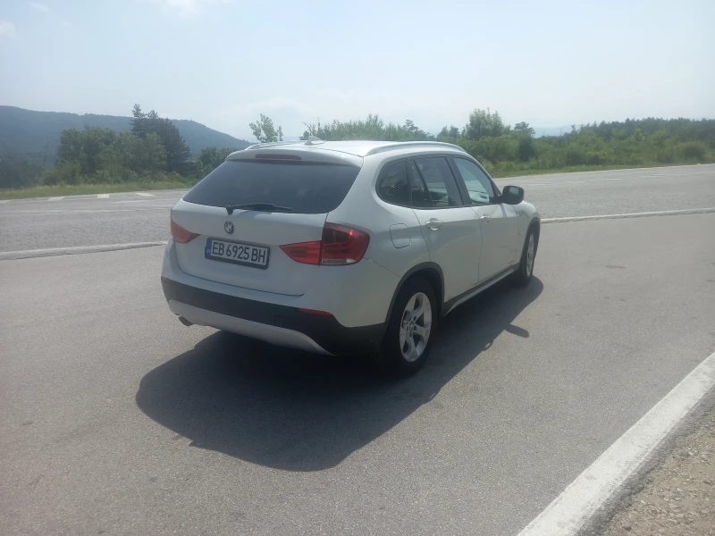 BMW X1, снимка 4 - Автомобили и джипове - 48553710