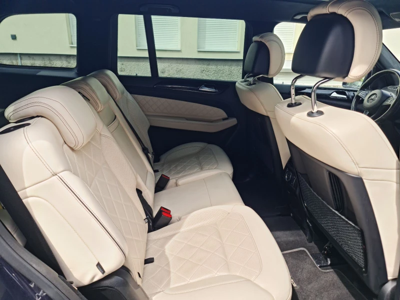 Mercedes-Benz GLS 400 AMG FULL PACK/N1/ДДС/Шита кожа/Алкантара/Offroad.., снимка 10 - Автомобили и джипове - 52922839
