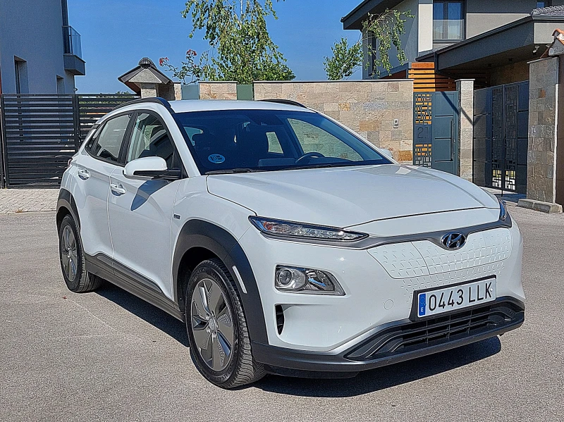 Hyundai Kona 64kw Blulink, снимка 9 - Автомобили и джипове - 52935153
