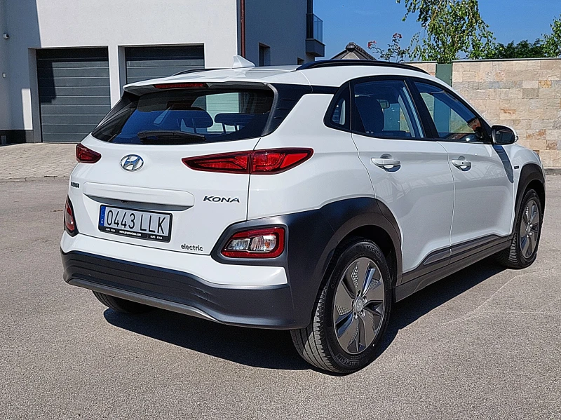 Hyundai Kona 64kw Blulink, снимка 8 - Автомобили и джипове - 52935153
