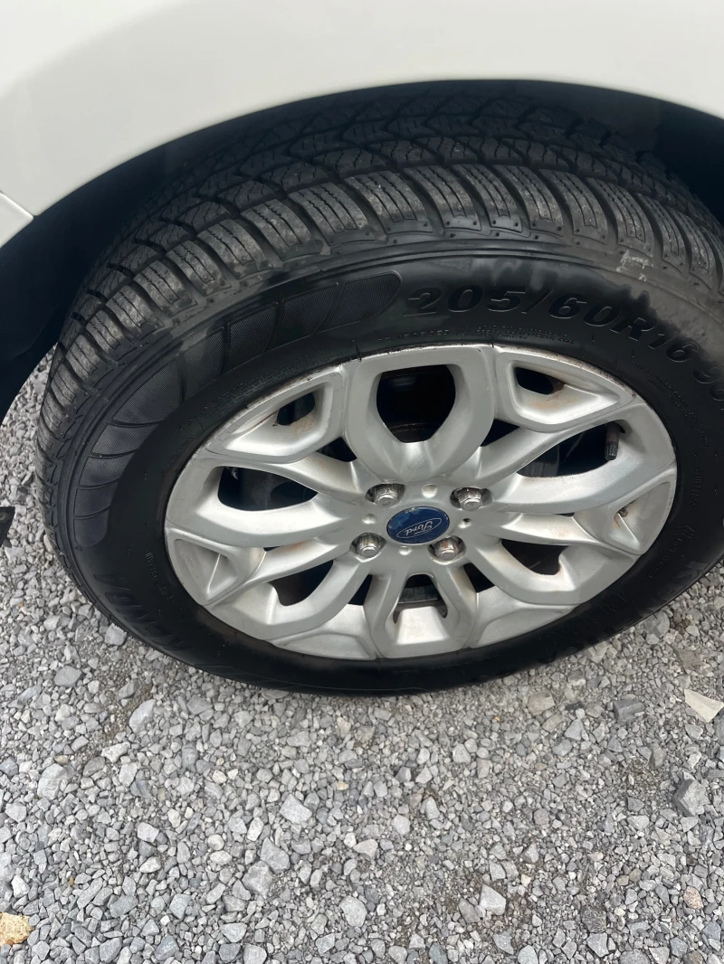 Ford EcoSport 1.0 TURBO , снимка 13 - Автомобили и джипове - 53013062