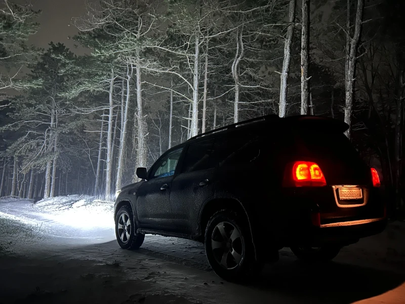 Toyota Land cruiser 200, снимка 7 - Автомобили и джипове - 53146543