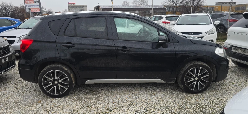 Suzuki SX4 S-Cross 1.6 DDIS 4X4 ALL GRIP KEYLESS GO CAR PLAY 100%км, снимка 4 - Автомобили и джипове - 53473794