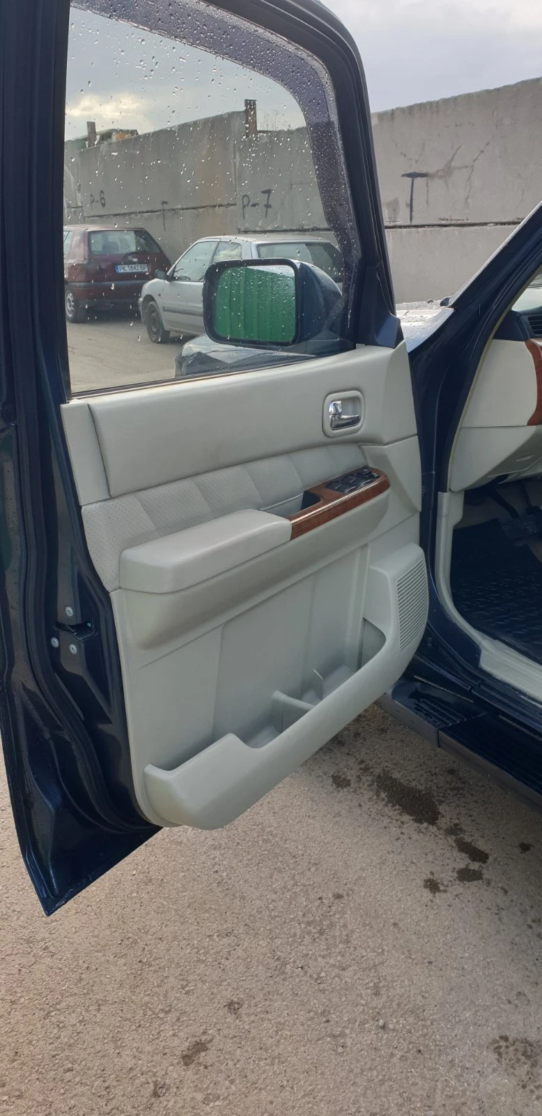 Nissan Patrol, снимка 13 - Автомобили и джипове - 52298562