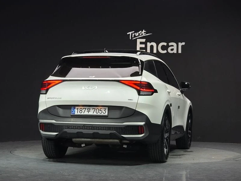 Kia Sportage Nobleless Gravity 2WD| 226к.с.| ВКЛ.ТЕХНОТЕСТ, снимка 4 - Автомобили и джипове - 55441358