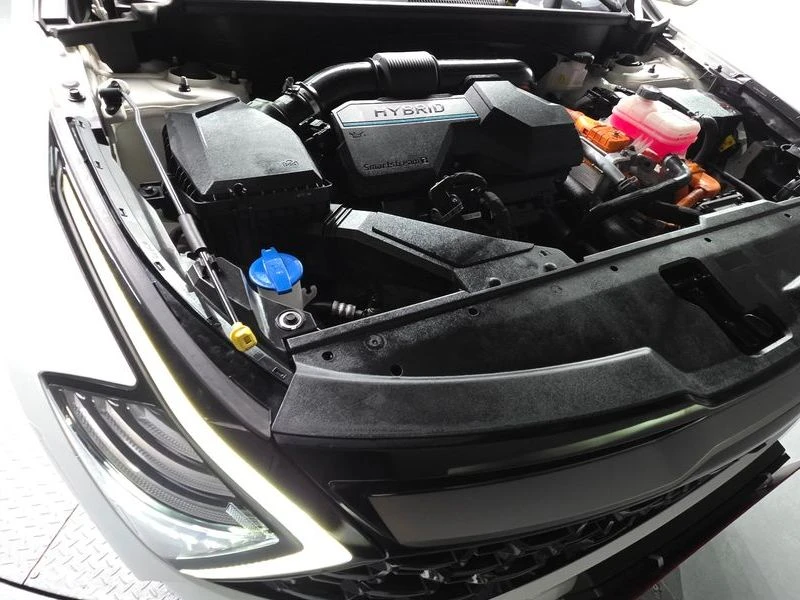 Kia Sportage Nobleless Gravity 2WD| 226к.с.| ВКЛ.ТЕХНОТЕСТ, снимка 6 - Автомобили и джипове - 55441358