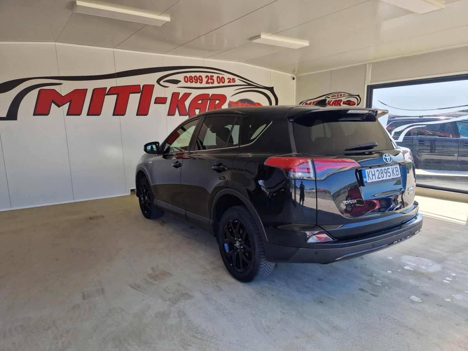 Toyota Rav4 2.5 197кс.76 000км. Удължена гаранция!!! - изображение 6