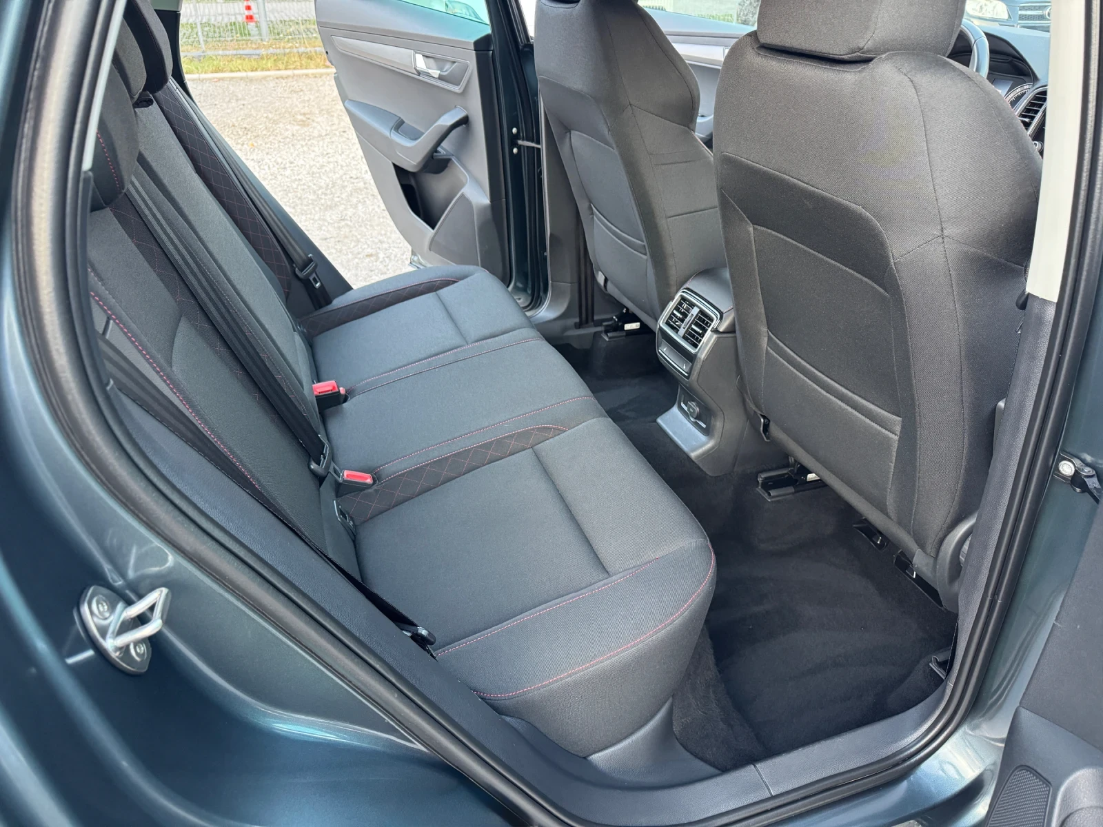 Skoda Karoq 1.5 TSI 6  | Mobile.bg   13