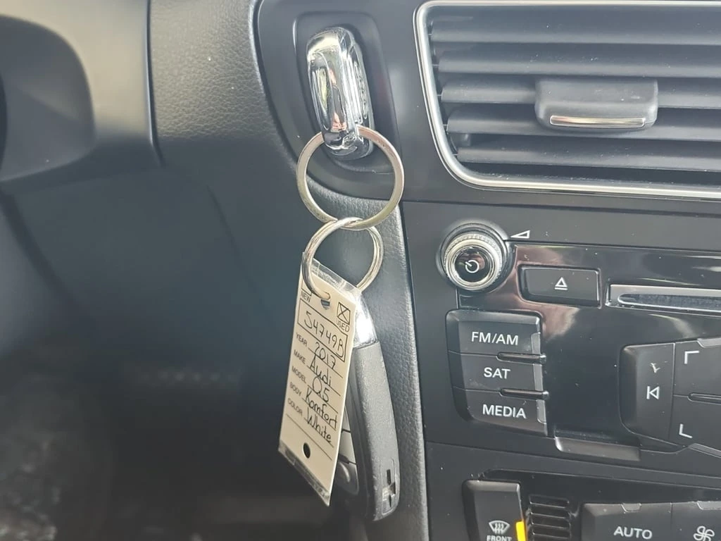 Audi Q5 * 2.0T KOMFORT * CARFAX * БЕЗ ПЪРВОНАЧАЛНА ВНОСКА - изображение 8