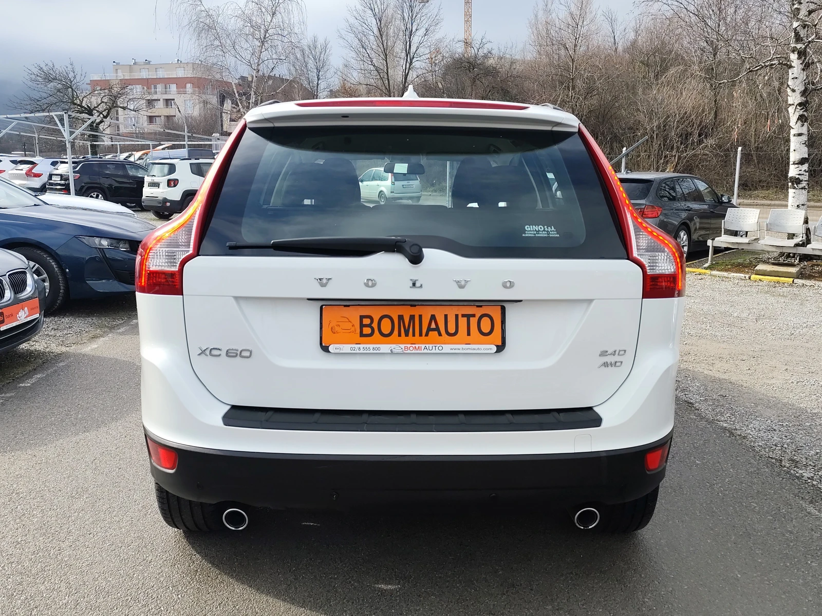 Volvo XC60 2.4D-4* 4X4* АВТОМАТИК* LED*  - изображение 5