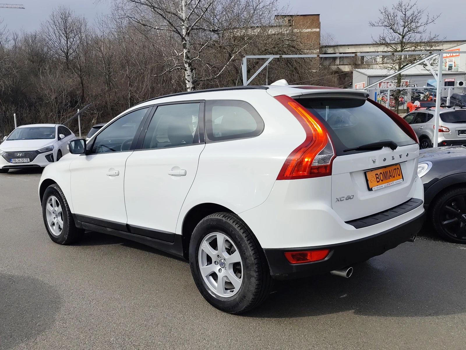 Volvo XC60 2.4D-4* 4X4* АВТОМАТИК* LED*  - изображение 6