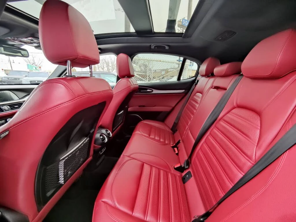 Alfa Romeo Stelvio Alfa Romeo Stelvio Ti* АвтоКредит* (ЦЕНА ДО БГ) - изображение 10