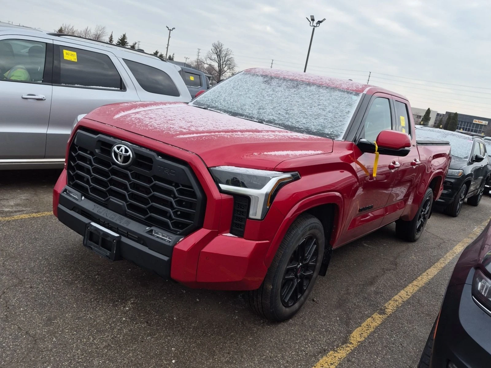 Toyota Tundra SR CREW CAB STD BED АВТО КРЕДИТ | Auto.bg — изображение 1