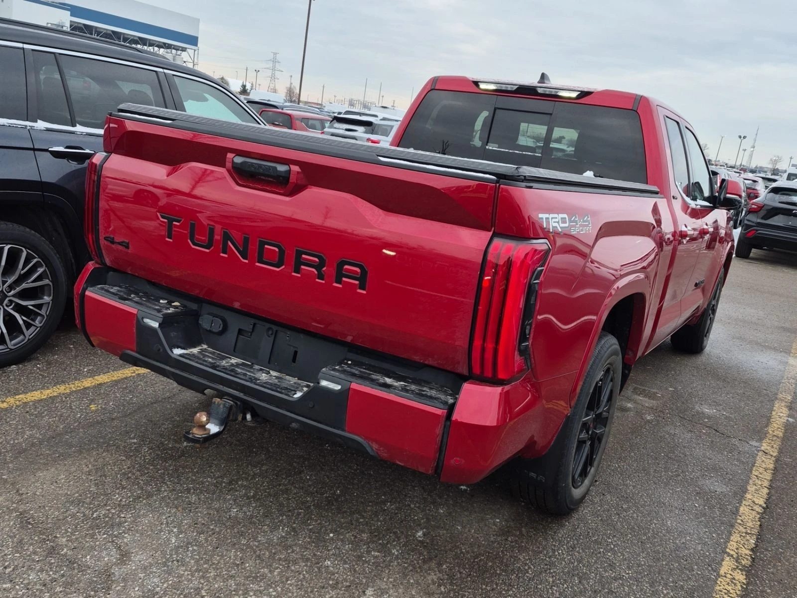 Toyota Tundra SR CREW CAB STD BED АВТО КРЕДИТ, снимка 3 - Автомобили и джипове - 53949865