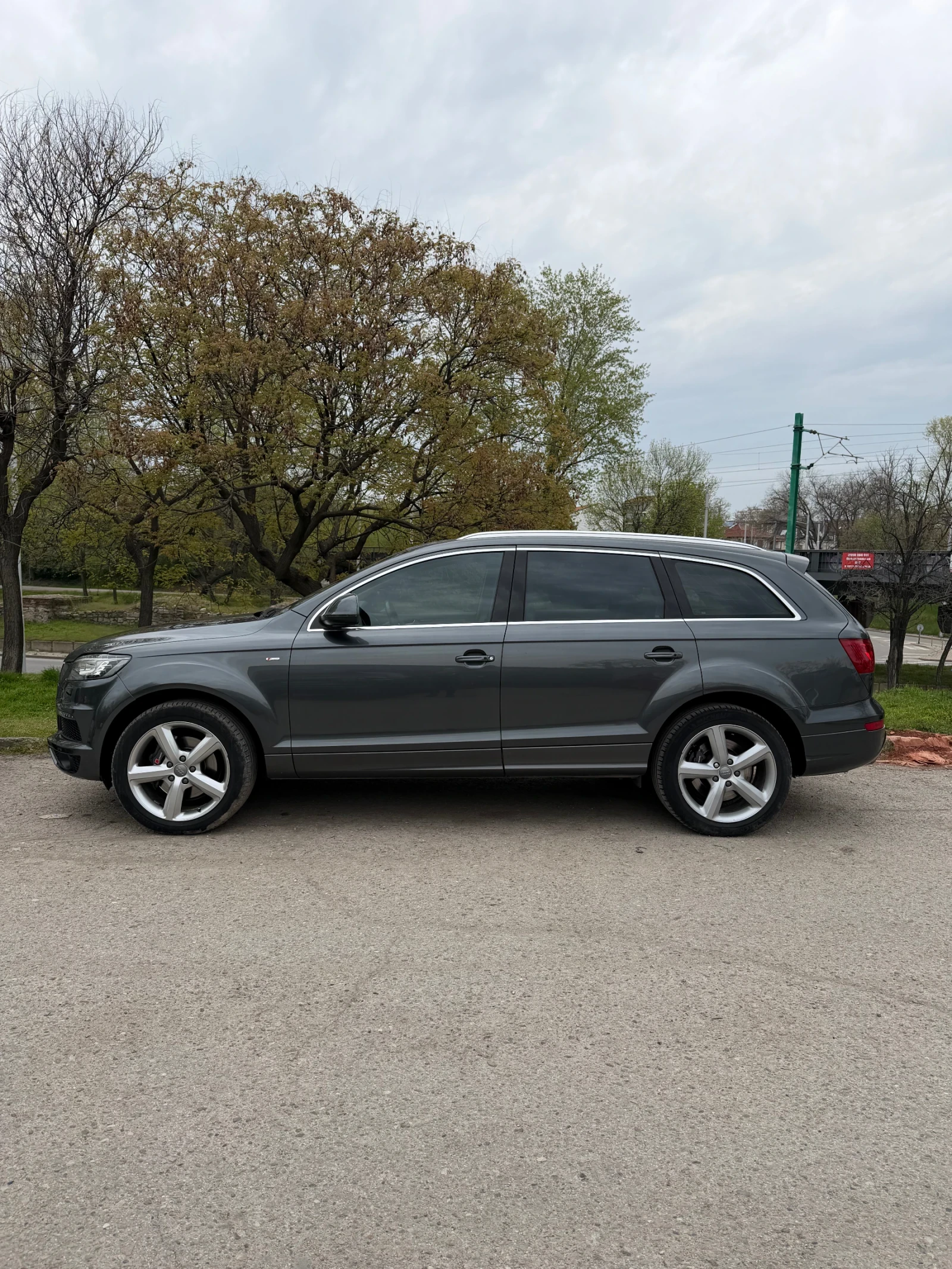 Audi Q7 4.2tdi S line Carbon, снимка 3 - Автомобили и джипове - 54216126