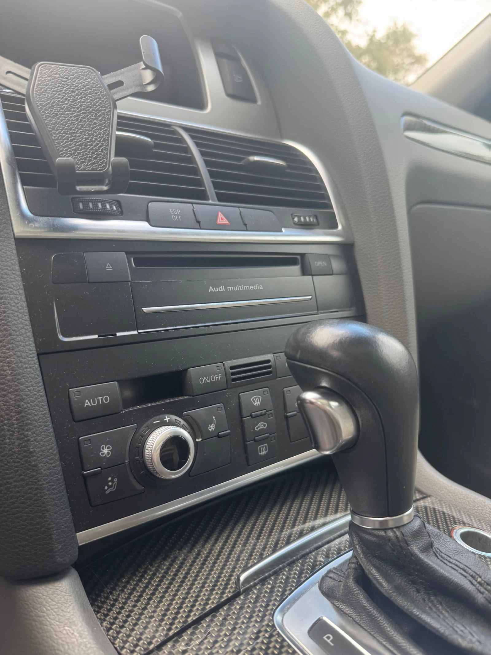 Audi Q7 4.2tdi S line Carbon, снимка 9 - Автомобили и джипове - 54216126