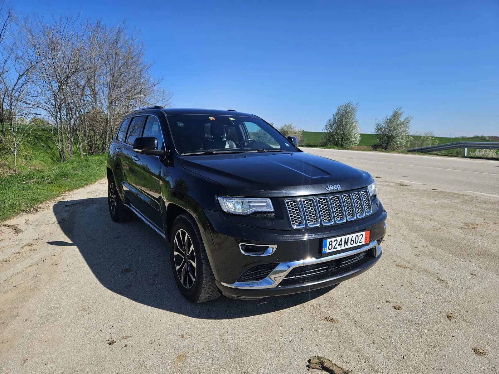 Jeep Grand cherokee 3.0 D SUМMIT!!!SWISS !!!, снимка 3 - Автомобили и джипове - 54271407