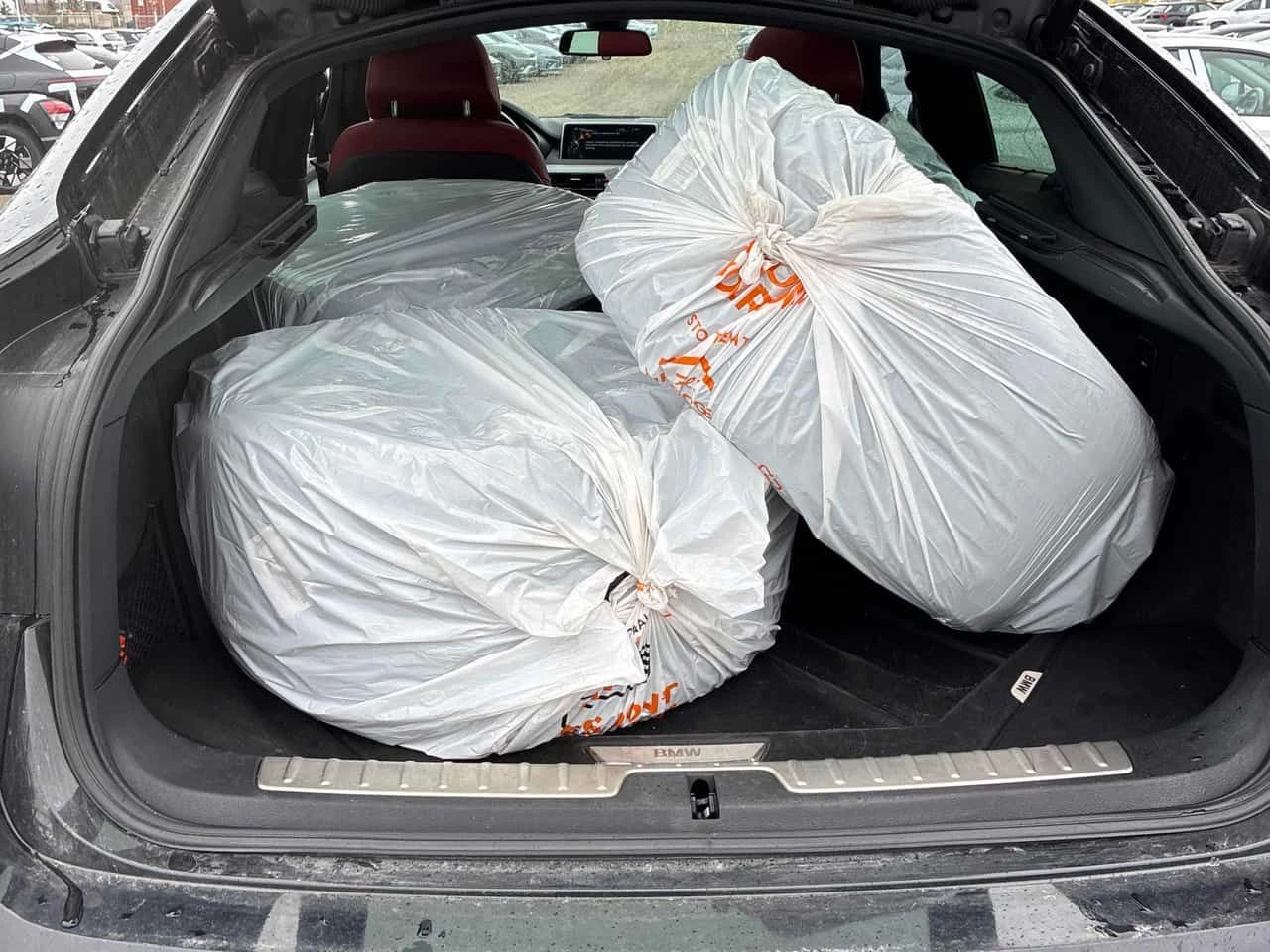 BMW X6 | M ПАКЕТ | ЧЕРВЕН САЛОН | HARMAN KARDON | , снимка 11 - Автомобили и джипове - 54360389